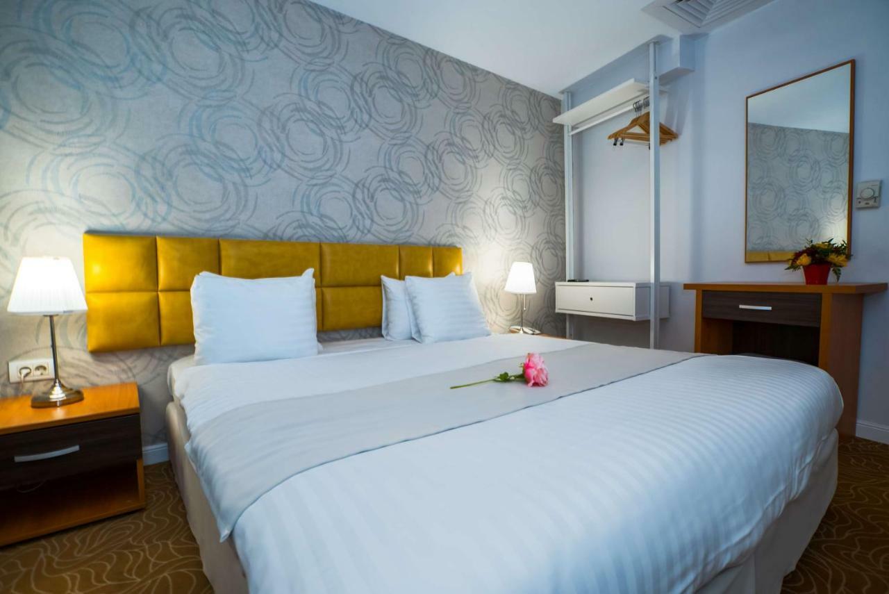 Best Western Hotel Lev Or I Bukarest Exteriör bild